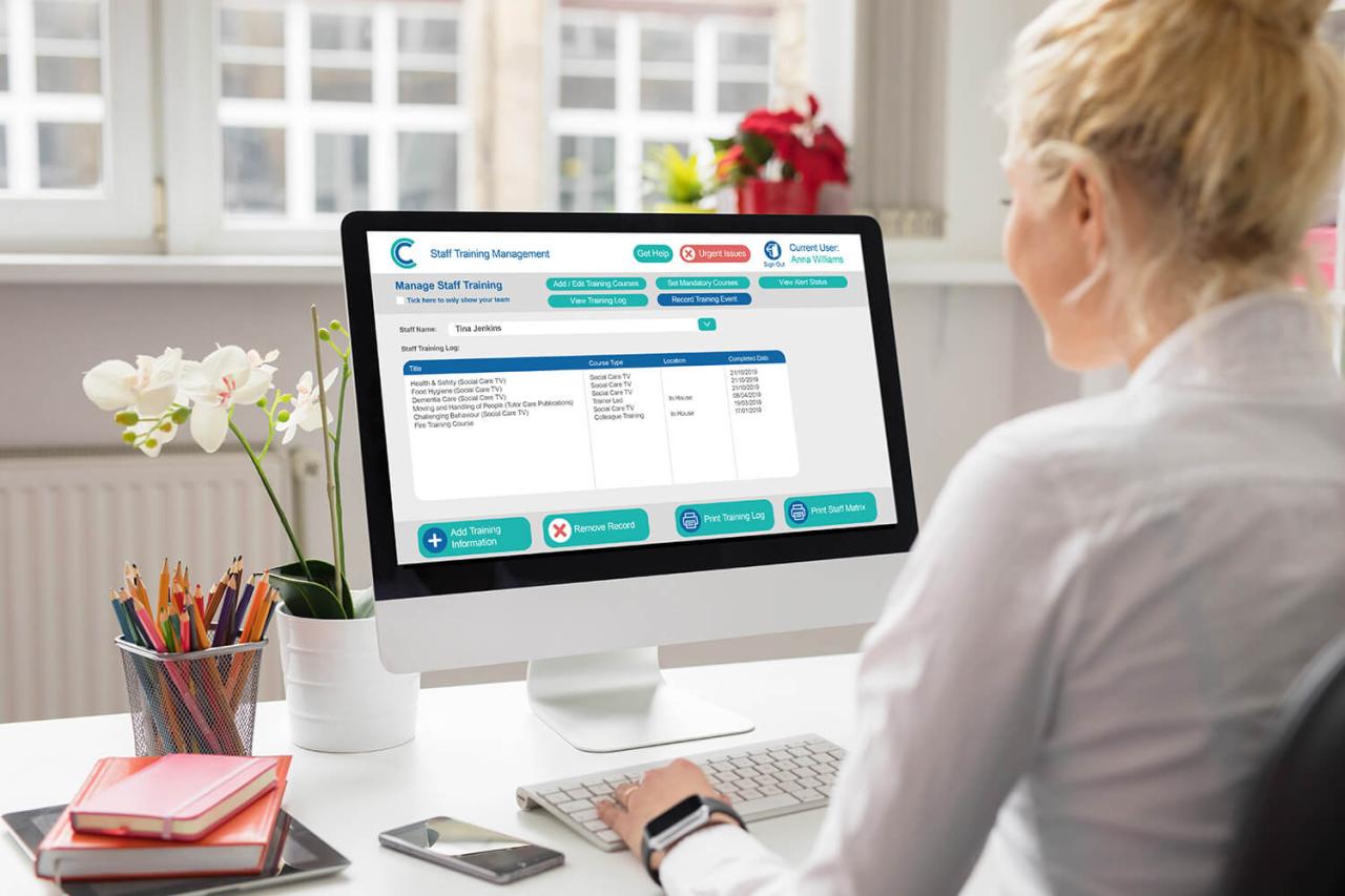 What is the Best HR Software? - HRLocker