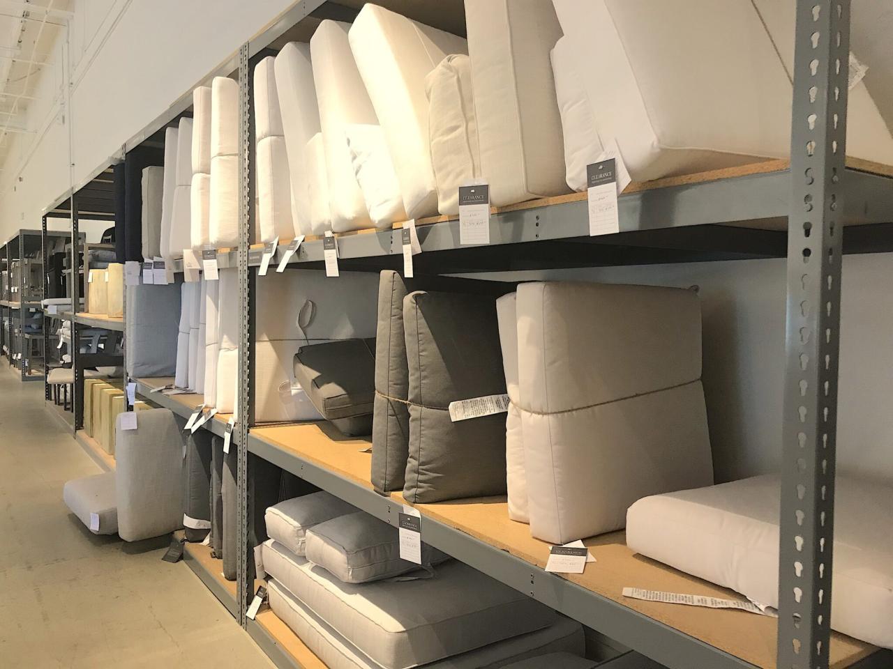 Restoration Hardware Outlet: Vacaville, CA - That Outlet Girl Restoration Hardware Outlet: Vacaville, CA - That Outlet Girl